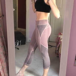 Cropped athletic leggings